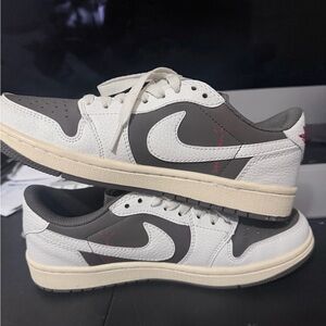 Travis Scott White and Brown Men Shoes